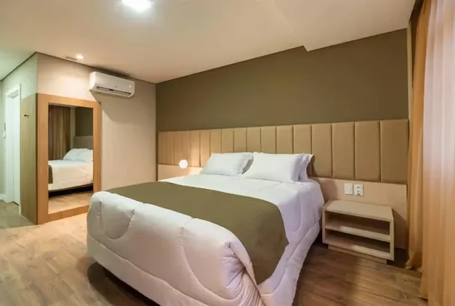 Habitación de categoría Luxo del Laghetto Viverone Canela